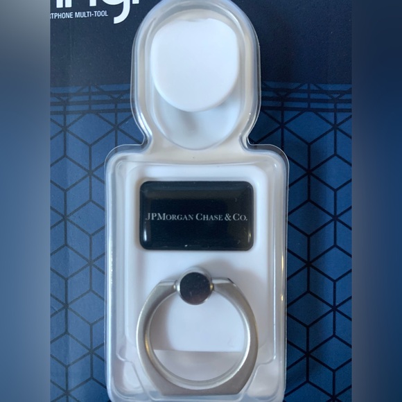 JP Morgan Chase NEW Ringr Smartphone Multi-tool Holder Kickstand car mount - Picture 2 of 4